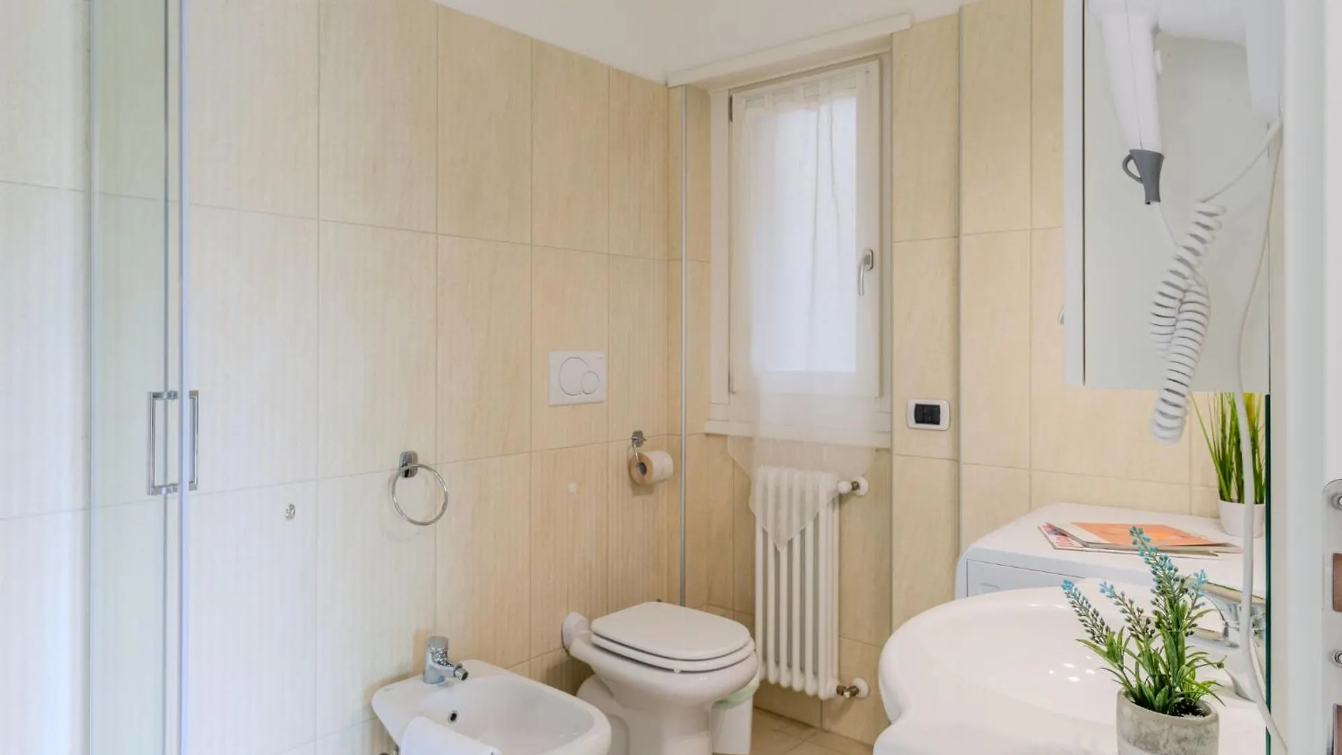 Apartment Nancy By Interhome Domaso Ιταλία