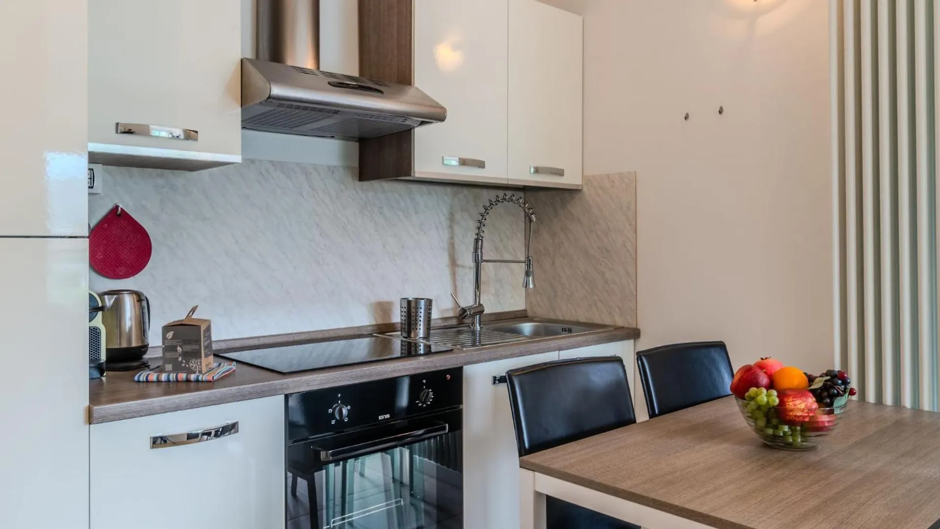 Apartment Nancy By Interhome Domaso 0*,